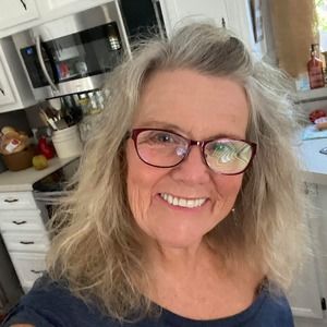 Meet your Posher, Cheryl